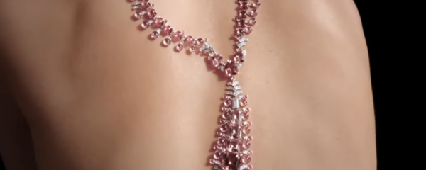 haute joaillerie collier dos