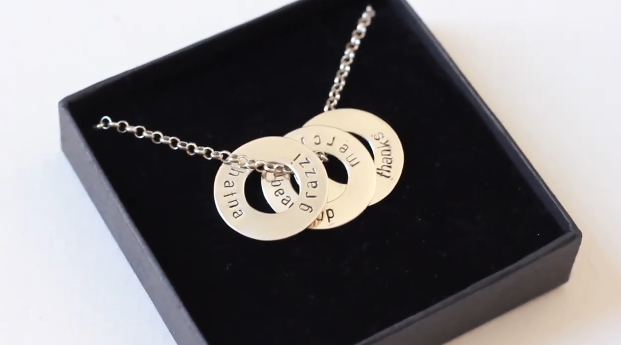 pendentif personnalisé collier femme bijou cadeau